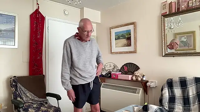 Snapshot of cutaboverest chatting on October 2025 02:53:02 PM cutaboverest online show from October 2025 02:53:02 PM