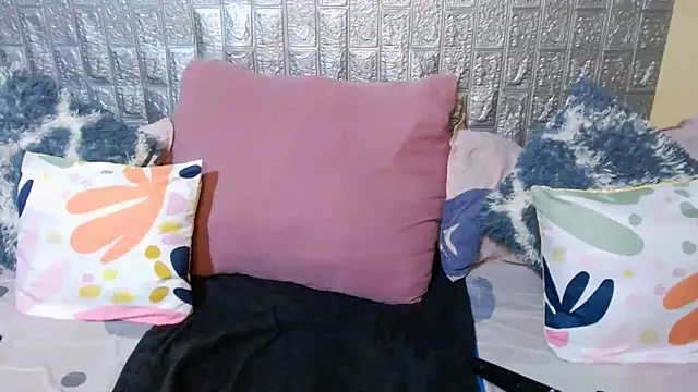 Foxy African online show from November 2025 02:39:01 AM