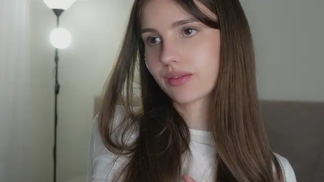 Fluffy-Angel online show from March 2026 05:25:02 PM