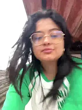 Stephania 18 online show from February 2025 10:25:02 PM