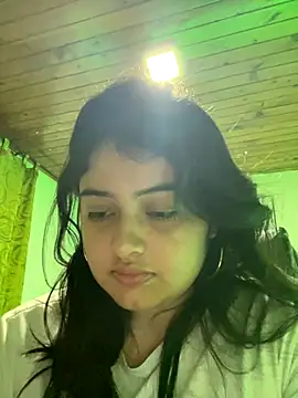 Stephania 18 online show from September 2025 12:27:02 AM