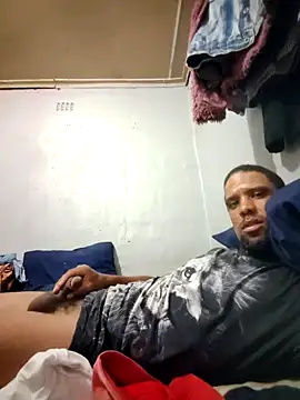 Snapshot of Tigermanboy chatting on September 2025 09:03:01 PM Tigermanboy online show from September 2025 09:03:01 PM