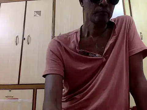 Lookin4Kinky Partner online show from November 2025 04:49:02 AM