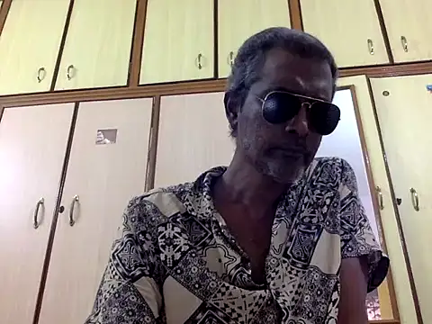 Lookin4Kinky Partner online show from December 2025 08:02:01 AM