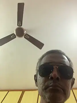 Lookin4Kinky Partner online show from November 2025 05:45:02 PM