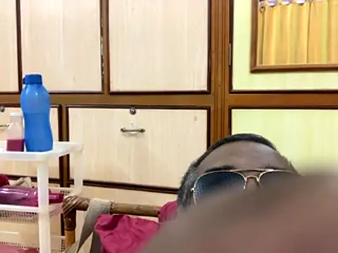 Lookin4Kinky Partner online show from November 2025 04:44:01 AM