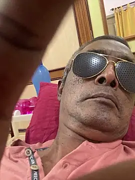 Lookin4Kinky Partner online show from November 2025 09:43:01 AM