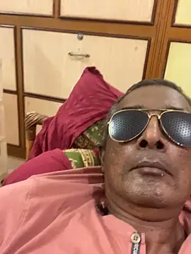 Lookin4Kinky Partner online show from November 2025 04:12:02 PM