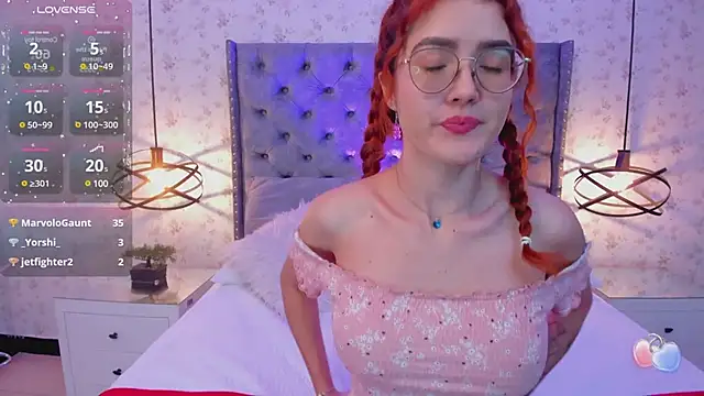 Snapshot of MiaWinx chatting on January 2025 04:29:01 AM MiaWinx online show from January 2025 04:29:01 AM