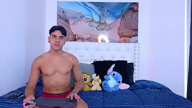 Mackenzzie 777  online show from December 2025 11:42:01 AM