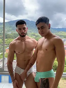 Mackenzzie 777  online show from October 2025 05:05:01 PM