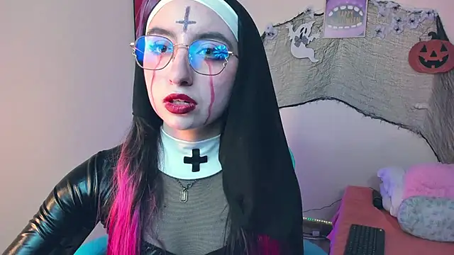 Julieta cott online show from October 2025 12:18:02 AM