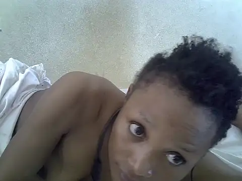 Snapshot of SpicyPetite chatting on December 2025 11:47:01 AM SpicyPetite online show from December 2025 11:47:01 AM