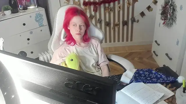 Silly  Milly online show from December 2025 06:41:01 PM