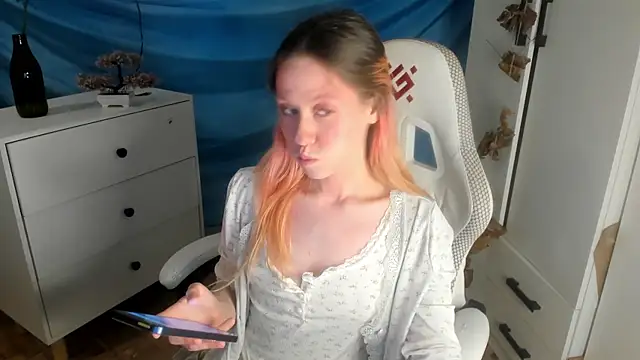 Silly  Milly online show from November 2025 05:18:01 PM