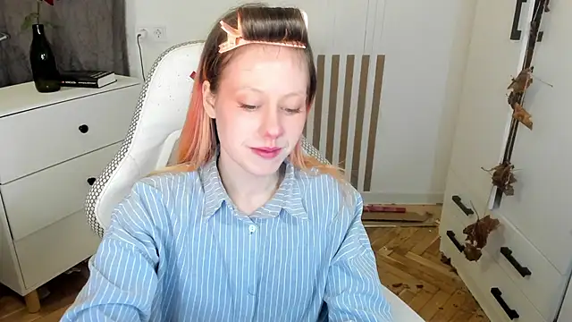 Silly  Milly online show from November 2025 04:43:02 PM