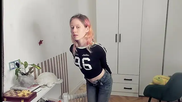 Silly  Milly online show from June 2026 04:24:01 AM