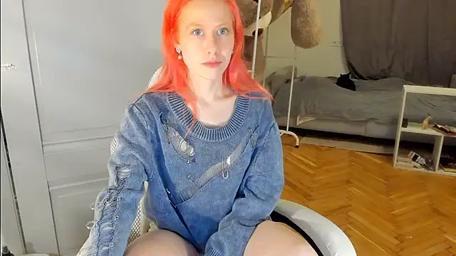 Snapshot of Silly__Milly chatting on February 2025 03:15:02 PM Silly  Milly online show from February 2025 03:15:02 PM