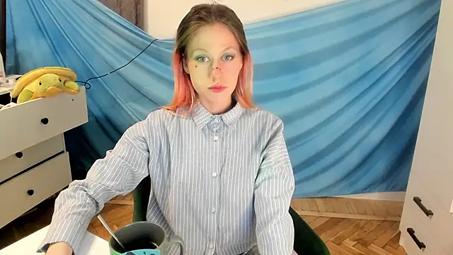 Snapshot of Silly__Milly chatting on October 2025 09:16:02 PM Silly  Milly online show from October 2025 09:16:02 PM