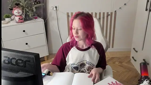 Silly  Milly online show from February 2026 04:05:02 PM