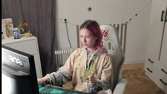 Silly  Milly online show from March 2026 06:18:02 PM