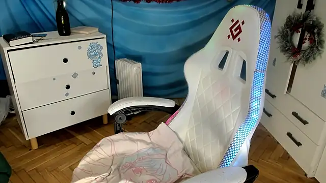 Silly  Milly online show from November 2025 04:40:01 PM