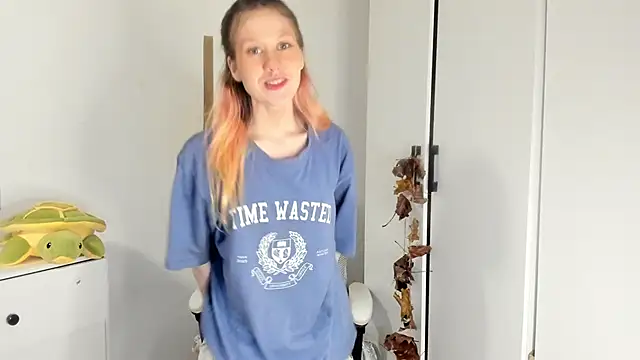 Silly  Milly online show from November 2025 04:32:02 PM