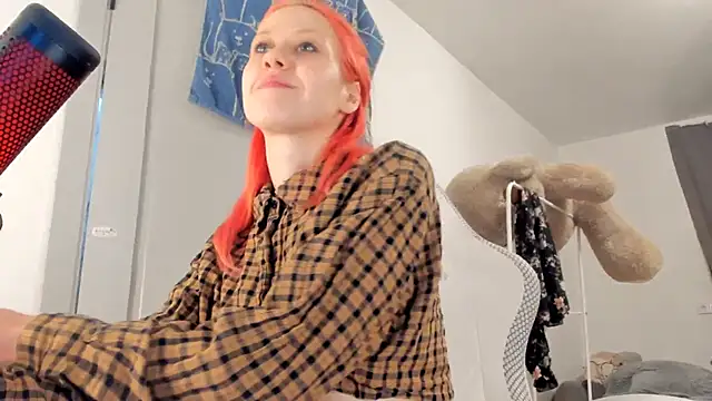 Snapshot of Silly__Milly chatting on February 2025 02:56:02 PM Silly  Milly online show from February 2025 02:56:02 PM