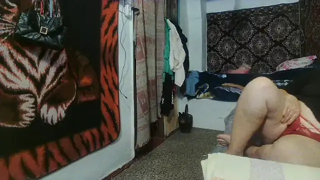 Snapshot of NataliiaRosa54 chatting on November 2025 05:24:01 PM NataliiaRosa54 online show from November 2025 05:24:01 PM