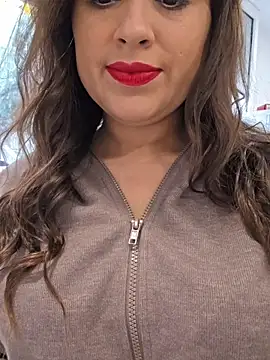 Snapshot of GatitaXD27 chatting on November 2025 09:46:02 AM GatitaXD27 online show from November 2025 09:46:02 AM