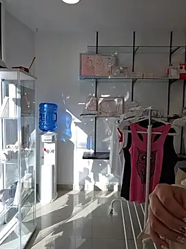 GatitaXD27 online show from December 2025 10:39:02 AM