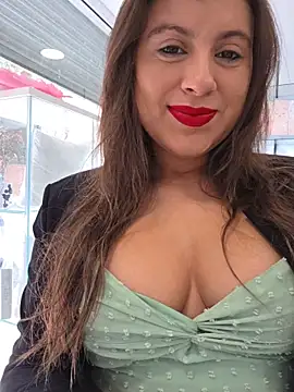 Snapshot of GatitaXD27 chatting on November 2025 10:36:02 AM GatitaXD27 online show from November 2025 10:36:02 AM