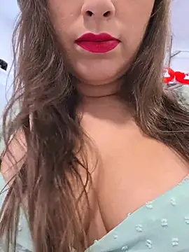 Snapshot of GatitaXD27 chatting on October 2025 09:19:02 AM GatitaXD27 online show from October 2025 09:19:02 AM