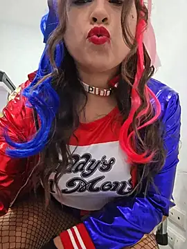 Snapshot of GatitaXD27 chatting on October 2025 10:23:02 AM GatitaXD27 online show from October 2025 10:23:02 AM