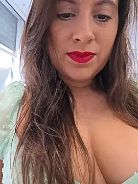 Snapshot of GatitaXD27 chatting on November 2025 09:45:02 AM GatitaXD27 online show from November 2025 09:45:02 AM