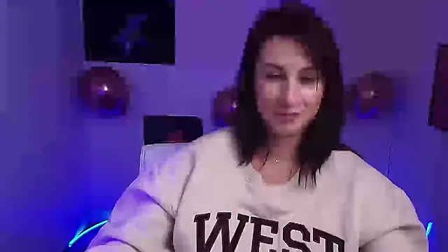 Loren Moa online show from February 2025 04:22:02 PM