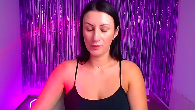 Loren Moa online show from October 2025 06:17:02 AM