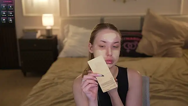 Linda054 online show from November 2025 01:27:02 AM