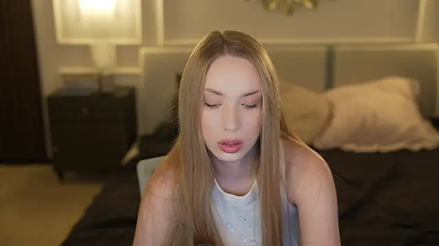 Linda054 online show from October 2025 12:21:02 AM