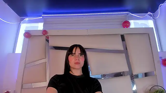 chrystal js online show from January 2026 01:40:01 PM