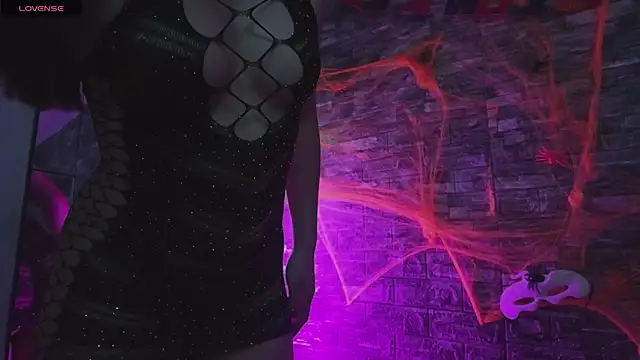 HotCouple 697 online show from October 2025 12:51:02 AM