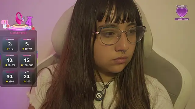 Snapshot of emitaa17228o chatting on September 2025 07:15:02 PM emitaa17228o online show from September 2025 07:15:02 PM