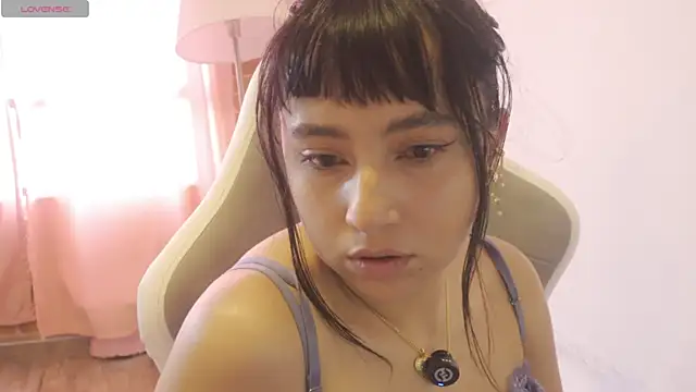 emitaa17228o online show from April 2026 08:06:02 PM