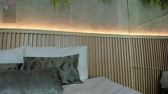 Lana Lann online show from March 2026 12:35:02 PM