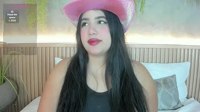 Lana Lann online show from November 2025 11:54:01 AM