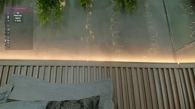 Lana Lann online show from April 2026 12:08:01 PM