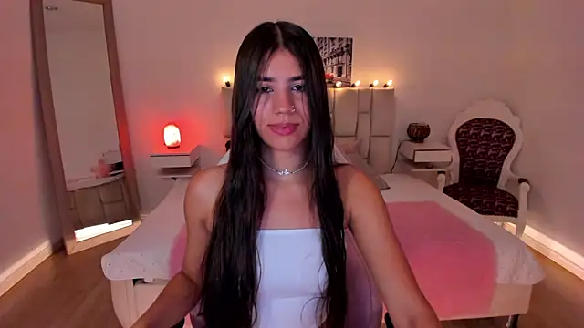 Sophia rincon online show from September 2025 06:51:01 PM