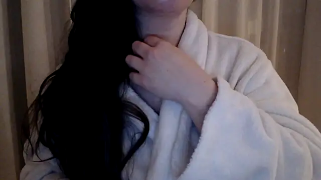 Snapshot of Sandysecret chatting on March 2025 08:10:02 PM Sandysecret online show from March 2025 08:10:02 PM