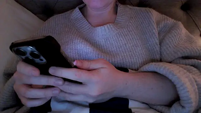 Sandysecret online show from November 2025 08:42:02 PM