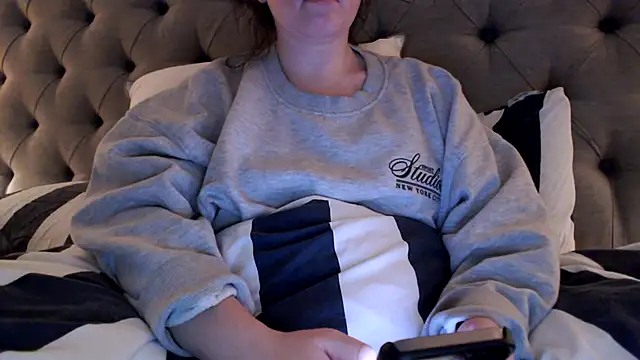 Sandysecret online show from November 2025 08:01:01 PM